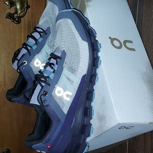 On Cloud Women's Tennis shoes